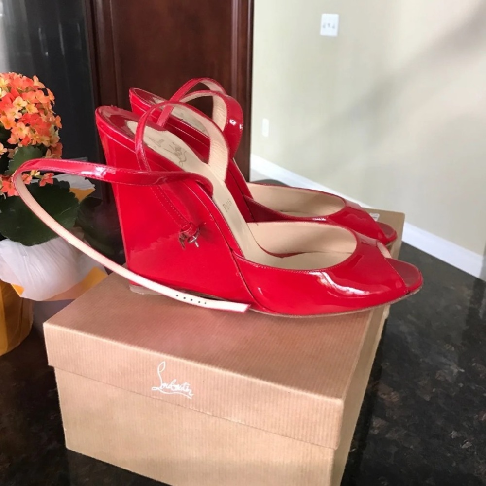 Christian louboutin wedges